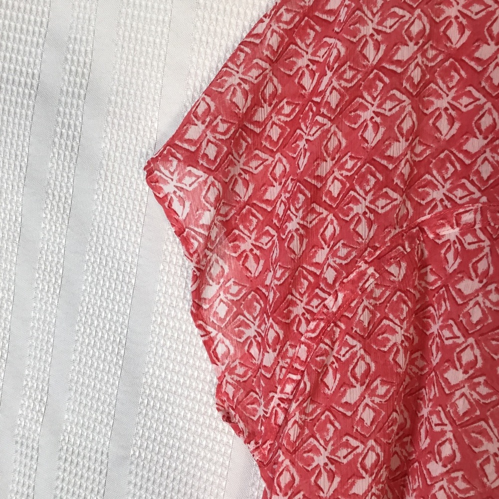Hollister Floral Pink Sheer‎ Short Sleeve Top XS - Picture 9 of 14